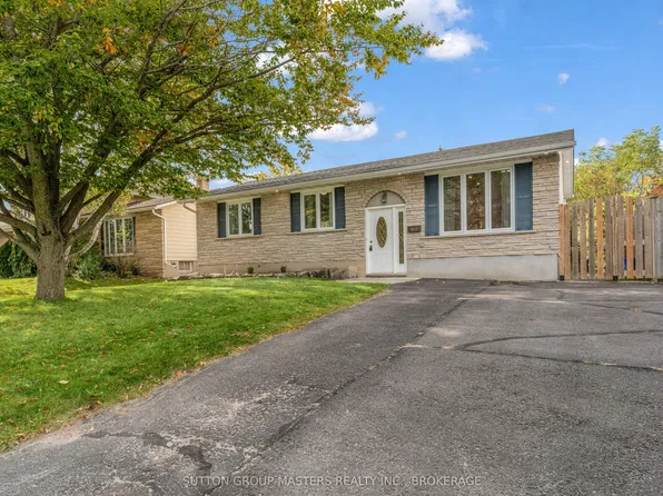 863 Pembridge Cres, Kingston, ON K7M 6B5