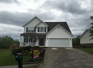 1098 Carriage Hills Pl, Johnson City, TN 37604