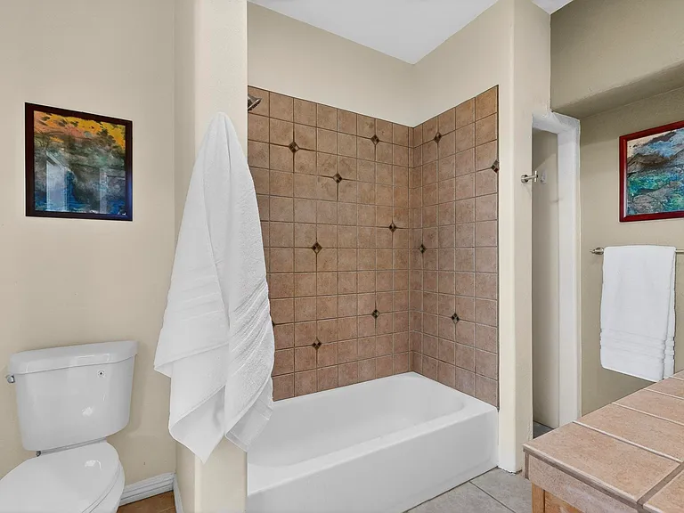 226 Sierra Pl NE — Photo 30