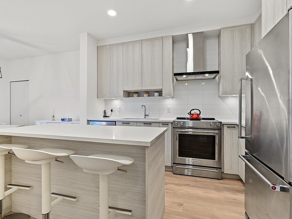 1st image of 7169 14th Ave #218