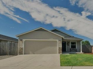 2466 Destiny Ln, Medford, OR