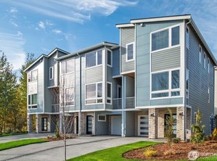 6611 S 128th St, Seattle, WA 98178
