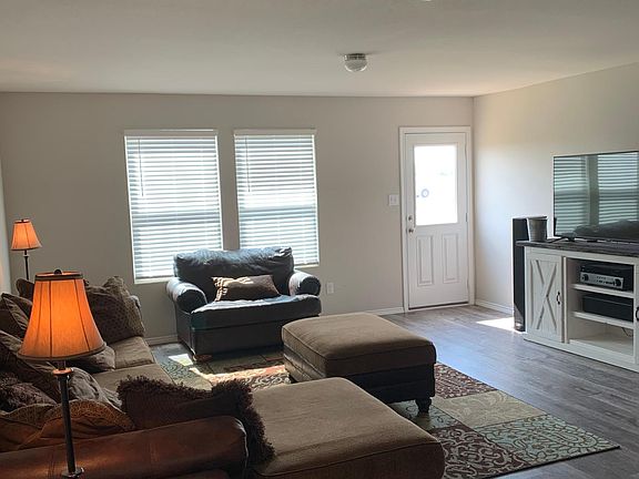 2nd image of 439 Mallow Dr