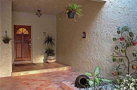 2nd image of 4056 Estepona Ave #1