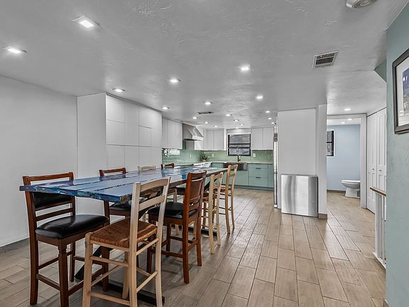 5th image of 2289 Surf Rd Unit C-3