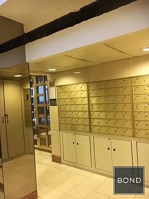 Rented by Bond New York | media 14