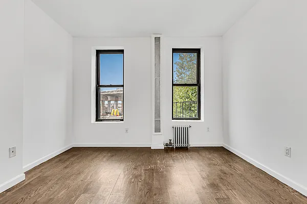 Rented by REAL New York | media 10