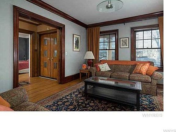 5th image of 1103 Delaware Ave