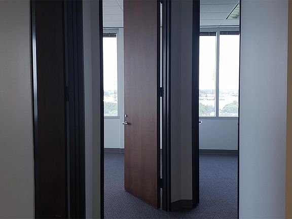 2nd image of 9800 Centre Pkwy Ste 645