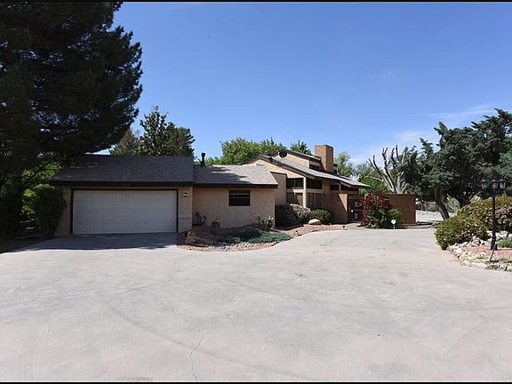 3rd image of 5476 La Estancia Cir