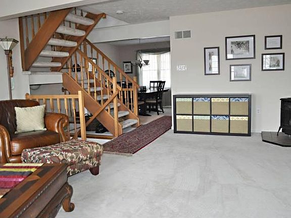 Family Room w/ Fireplace