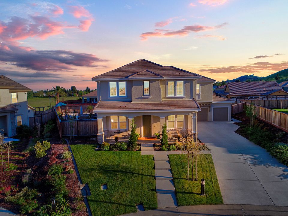 1st image of 654 Elderberry Loop