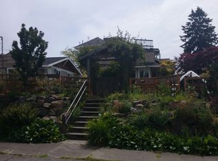 3311 NW 74th St, Seattle, WA 98117