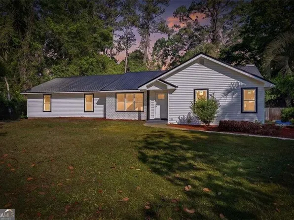 102 Mackqueen Dr, Brunswick, GA 31525