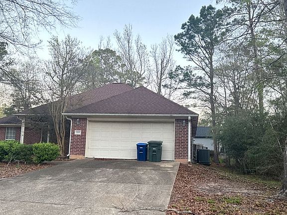 2nd image of 606 West Ln