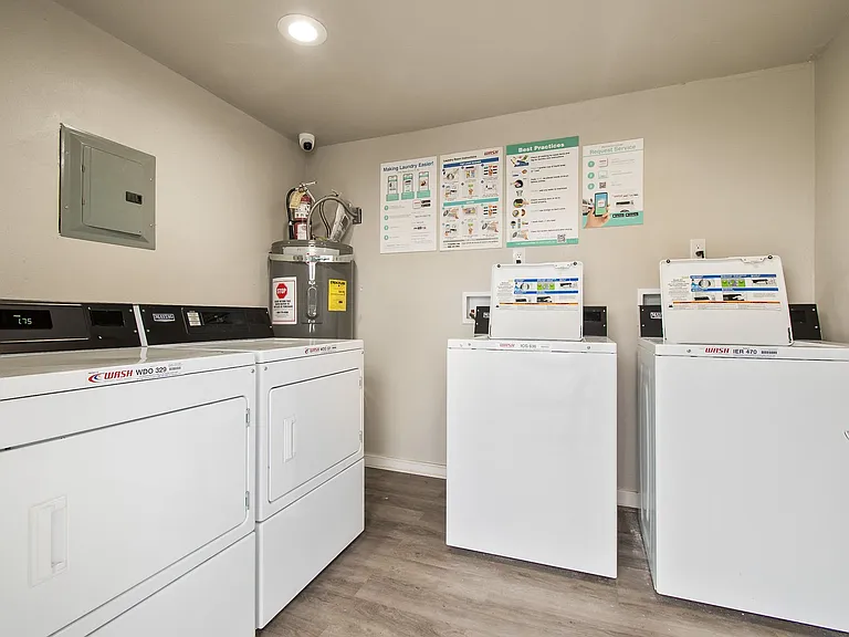 Ash Creek Apartments — Photo 6