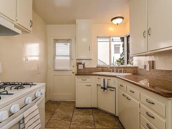 4th image of 1750 Grevelia St APT 3