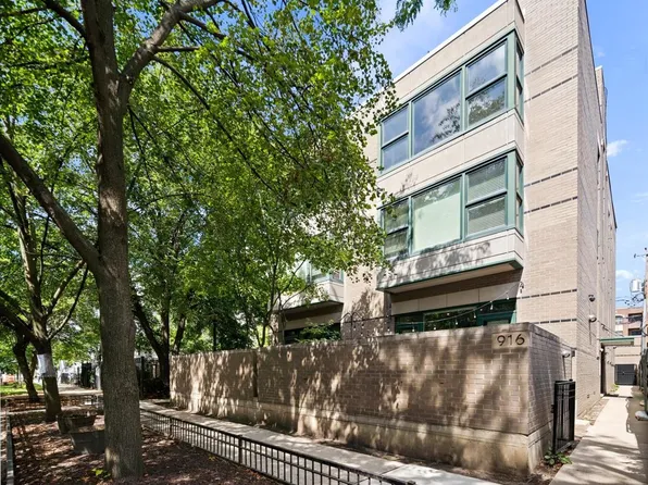 916 W Fletcher St #C, Chicago, IL 60657