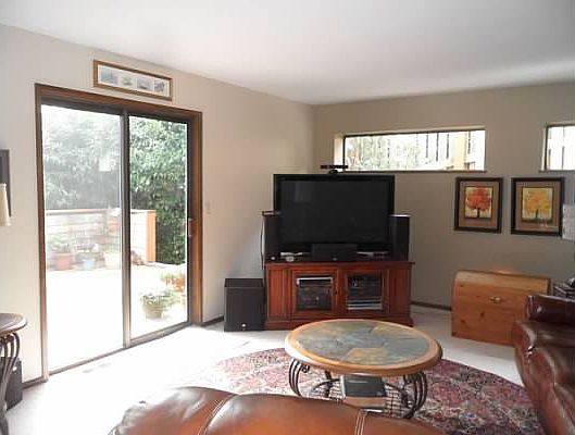 5th image of 630 Washington Ct