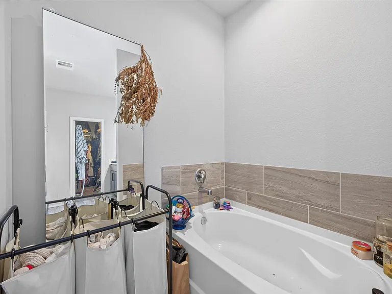 2314 Fallen Willow Ct — Photo 11