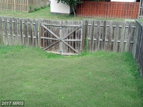 4th image of 305 Potomac Hills Dr