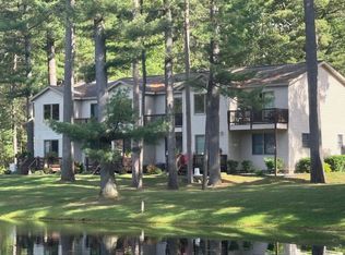 207 White Deer Trl, Prudenville, MI 48651