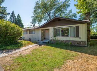 511/513 SE M St, Grants Pass, OR 97526