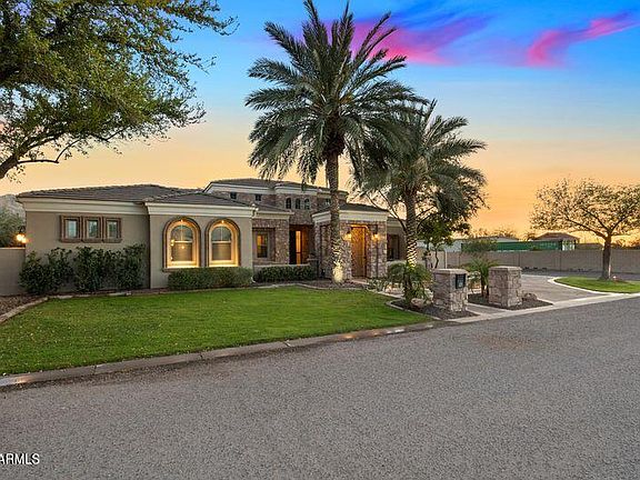 4th image of 3309 E SUNNYDALE Drive