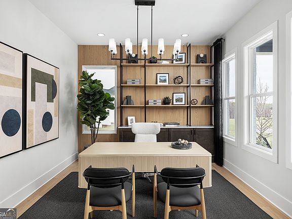 4th image of 2855 Herrington Dr