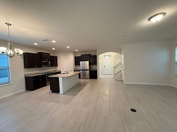 5th image of 15872 Moonlight Bay St