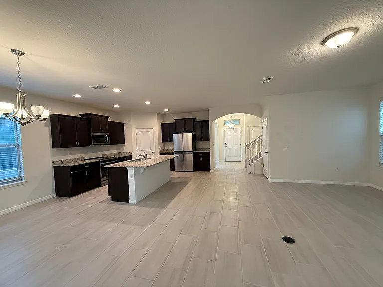 15872 Moonlight Bay St — Photo 5