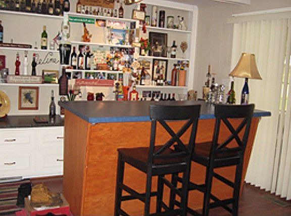 3rd image of 537 Biscayne Dr