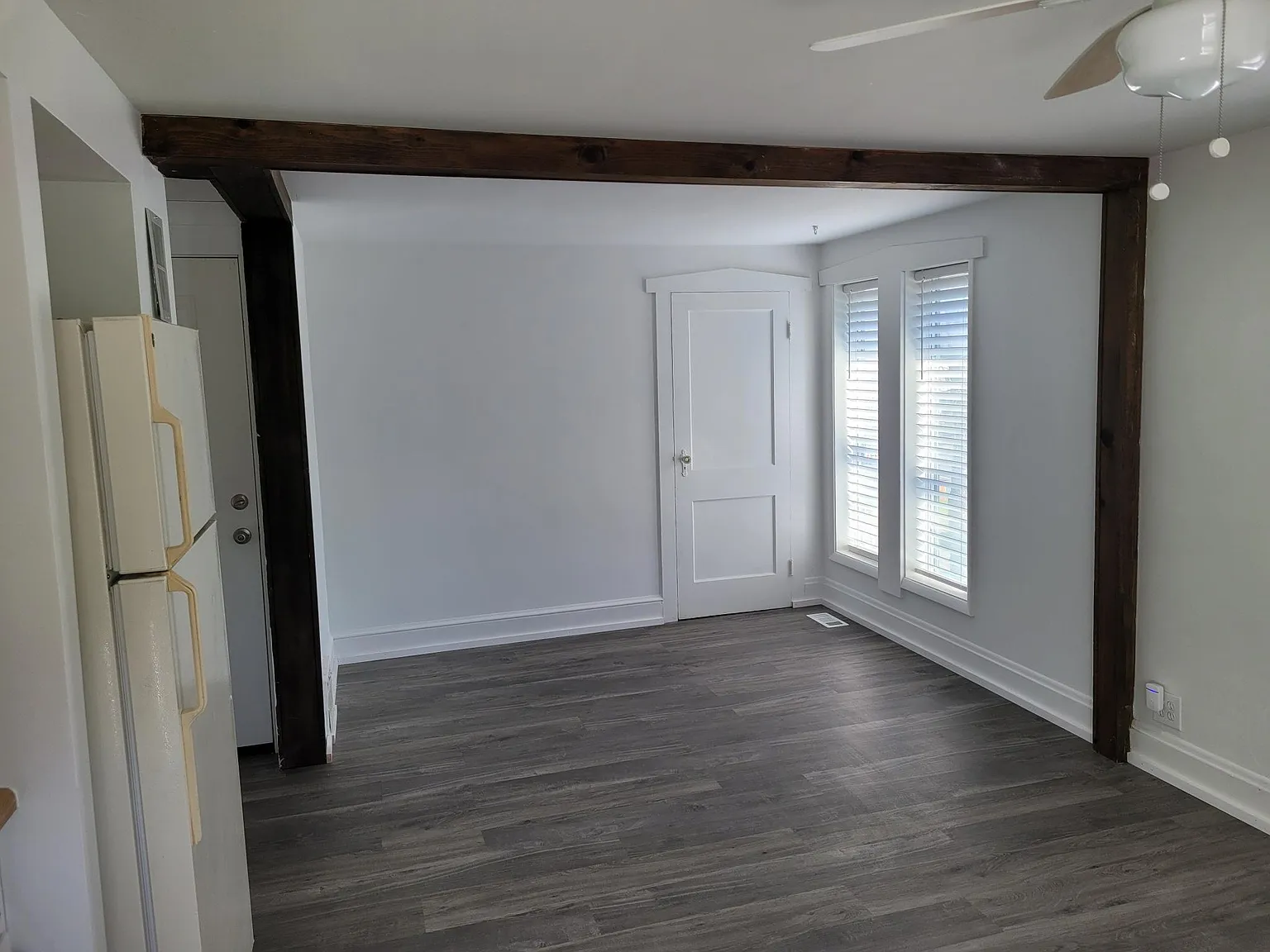 1 bed, 1000 sqft, $1,275 — Photo 2