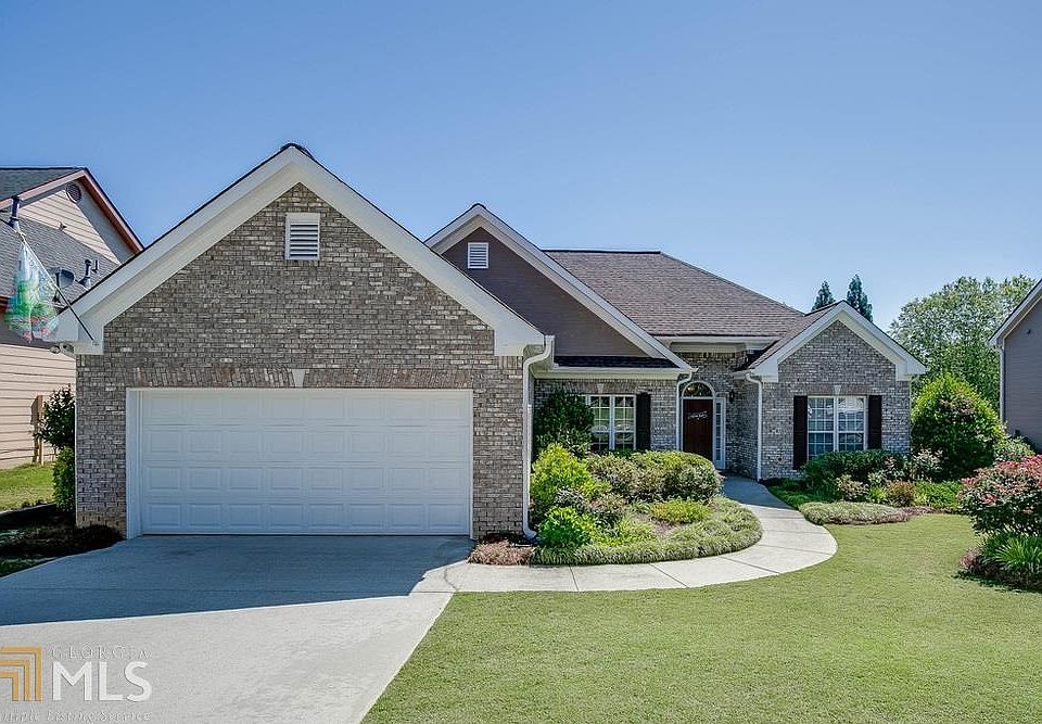 1st image of 472 Blue Creek Ln