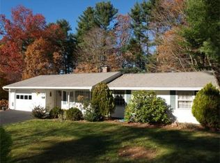 11 Wildes Rd, Chelmsford, MA 01824