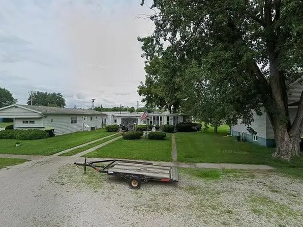 610 W Elm St, Fairbury, IL 61739