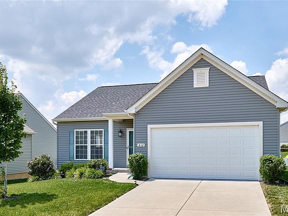 3rd image of 212 Barrington Ridge Ln
