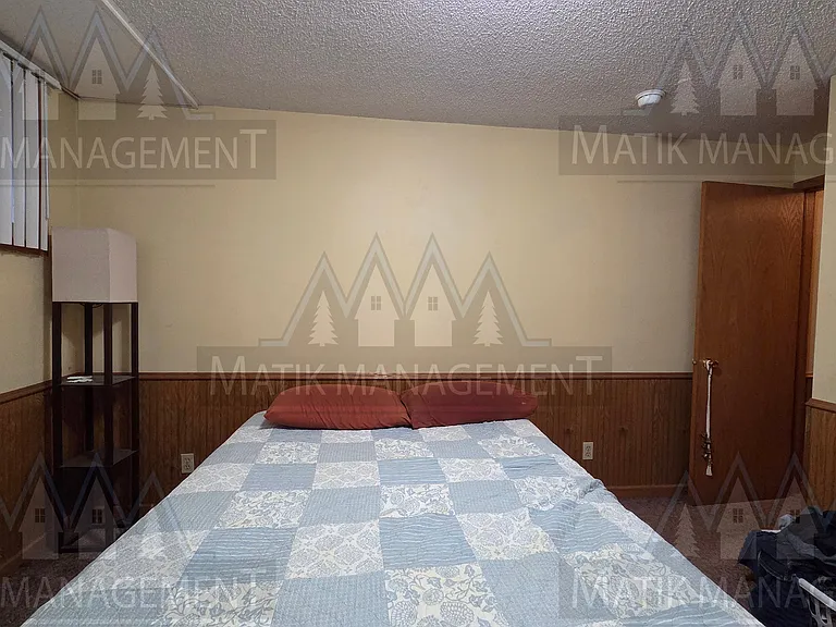 820 Broadway Ave N #104 — Photo 12