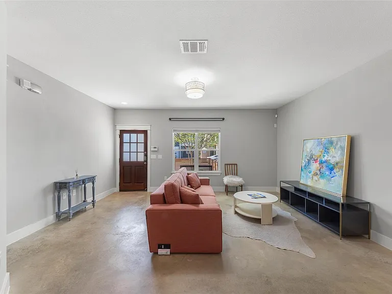 3104 Neal St — Photo 10