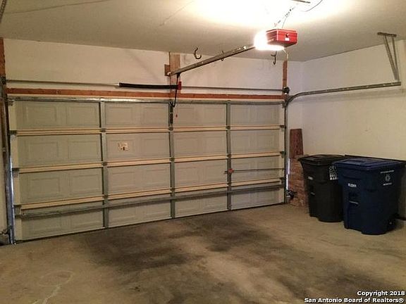 4th image of 13134 Brook Garden Ln