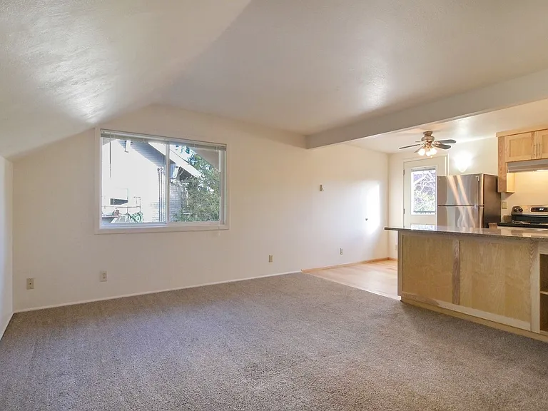 1437 High St — Photo 44