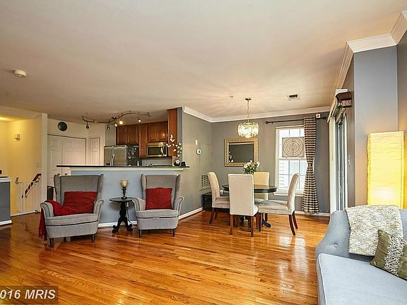 5th image of 12775 Fair Briar Ln #12775