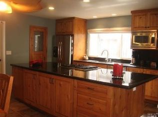 5349 Eunice St, Rohnert Park, CA 94928