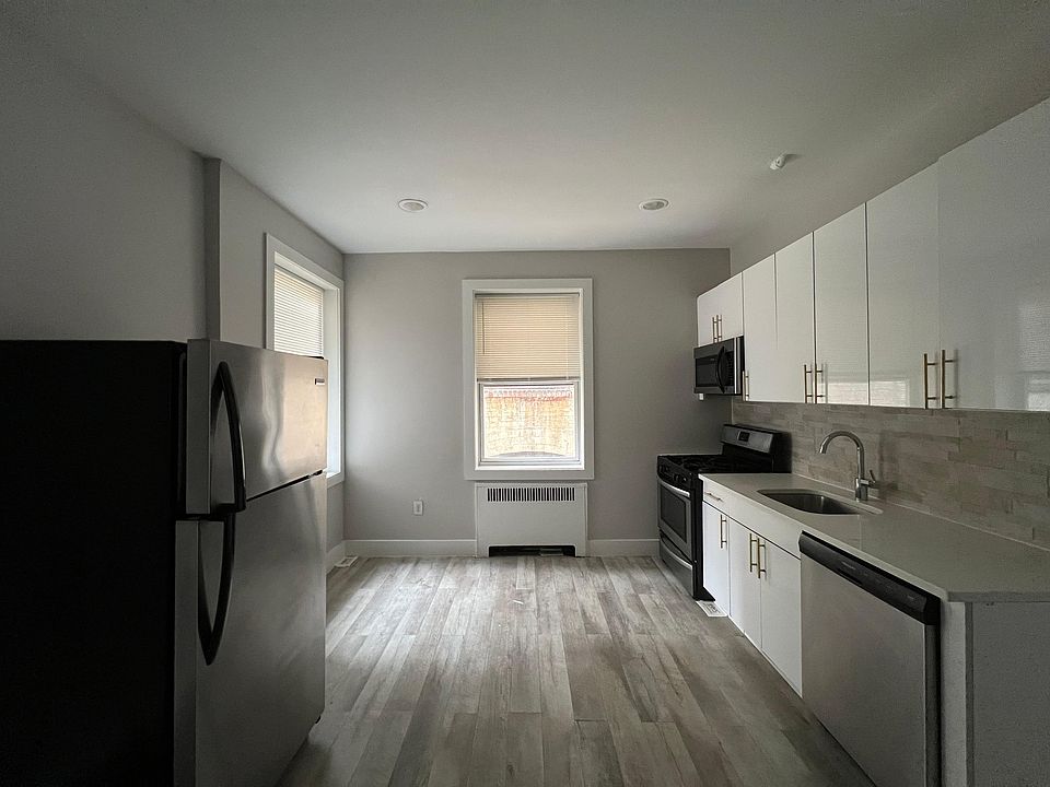1st image of 96 Highland Ave #11E