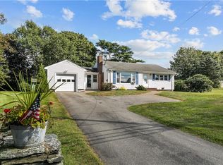 88 Middle Rd, Portsmouth, RI 02871