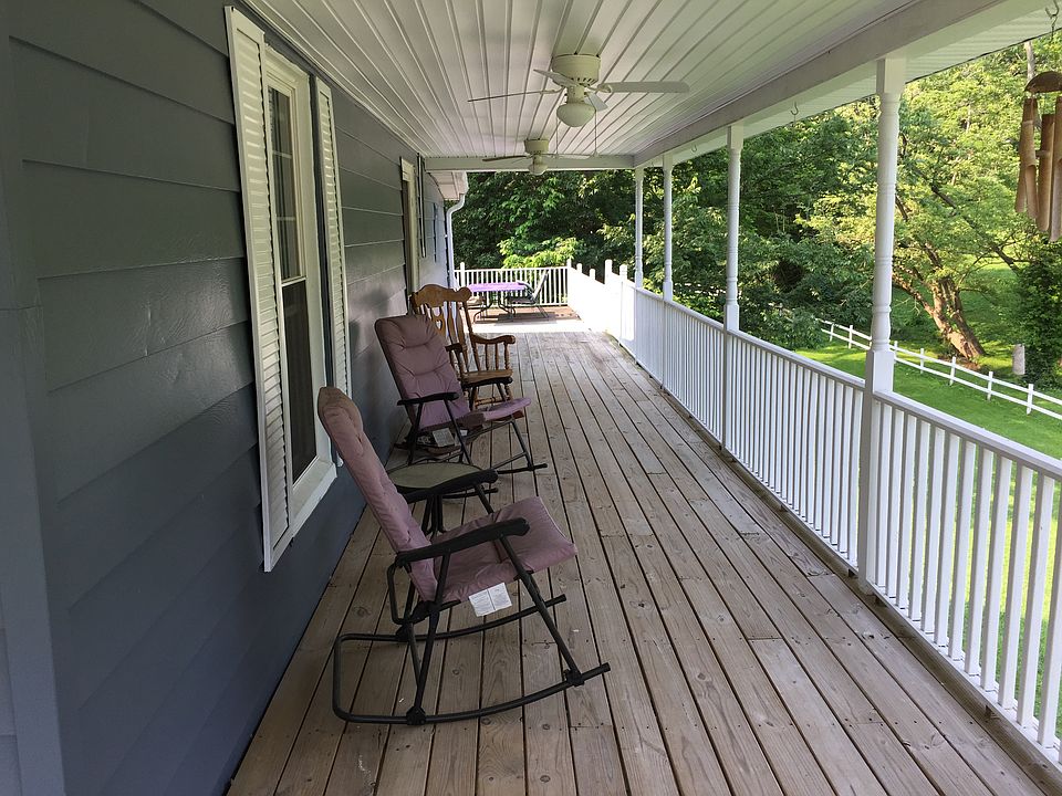 2nd image of 313 Walnut Street