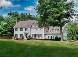 3 Palmer Ct, Ridgefield, CT 06877