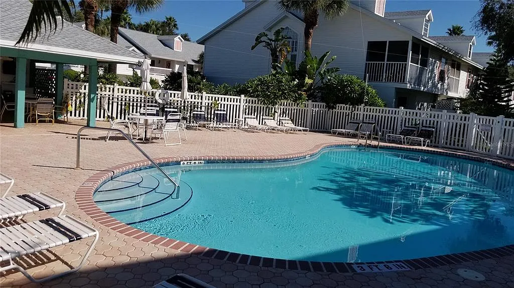 2 bed, 2.0 bath, 970 sqft, $2,800 — Photo 4