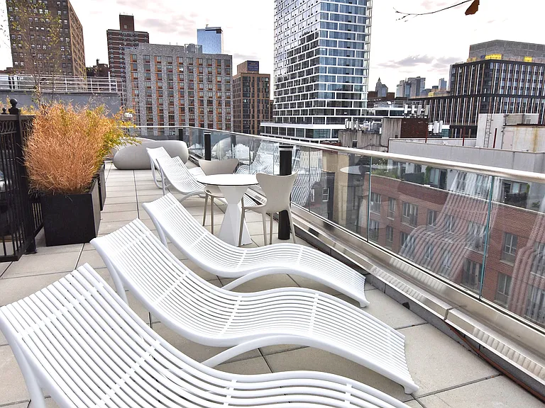 91 Attorney St #1C — Photo 12