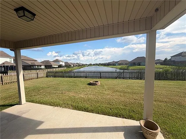 220 E Lake Dr — Photo 20
